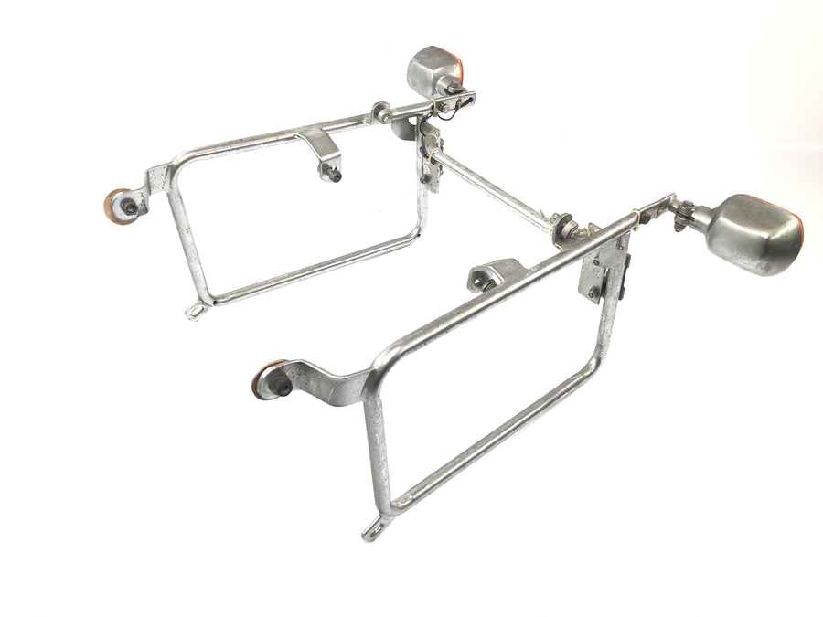 Kawasaki Z 1100 KZZ10A [1984] - suitcase holder with indicator