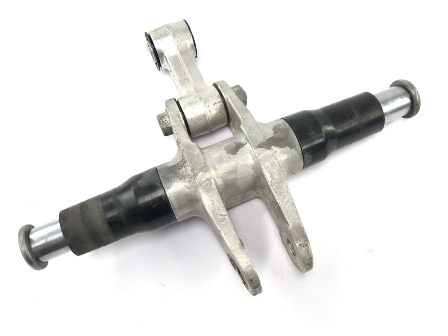 Kawasaki GPZ 1000 RX [1987] - Suspension strut linkage lever