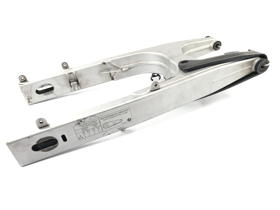 BMW F 650 GS R13 [2002] - Schwinge rear wheel swing
