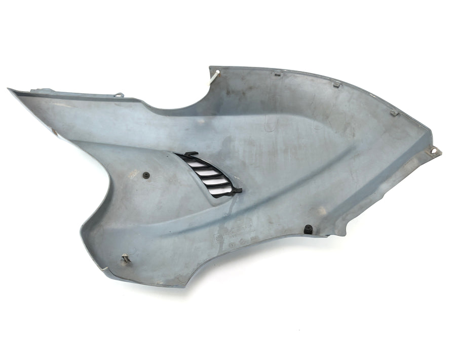 BMW F 650 GS R13 [2002] - Clearing Page cladding Cleaning part on the right