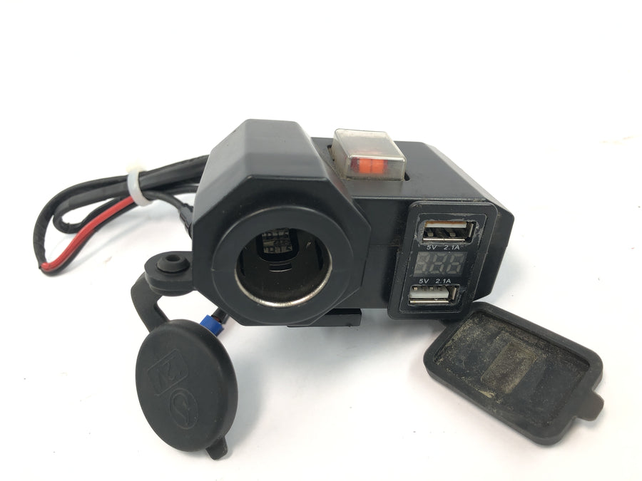 Suzuki Intruder VL 1500 AL [2000] - 12V USB socket double USB charging socket