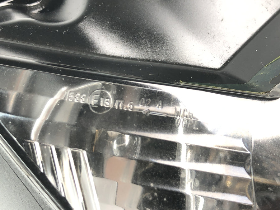 Suzuki GSX R 1000 WVB6 K6 [2006] - Scheinwerfer Frontscheinwerfer Lampeneinsatz
