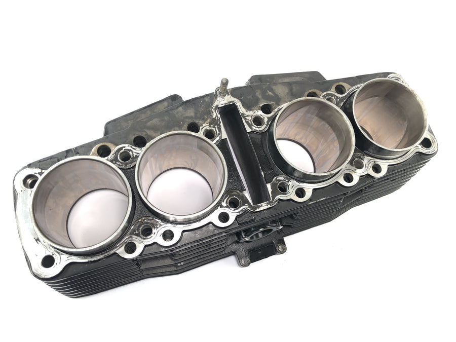 Yamaha XJR 1300 RP06 [2002] - cylinder with piston