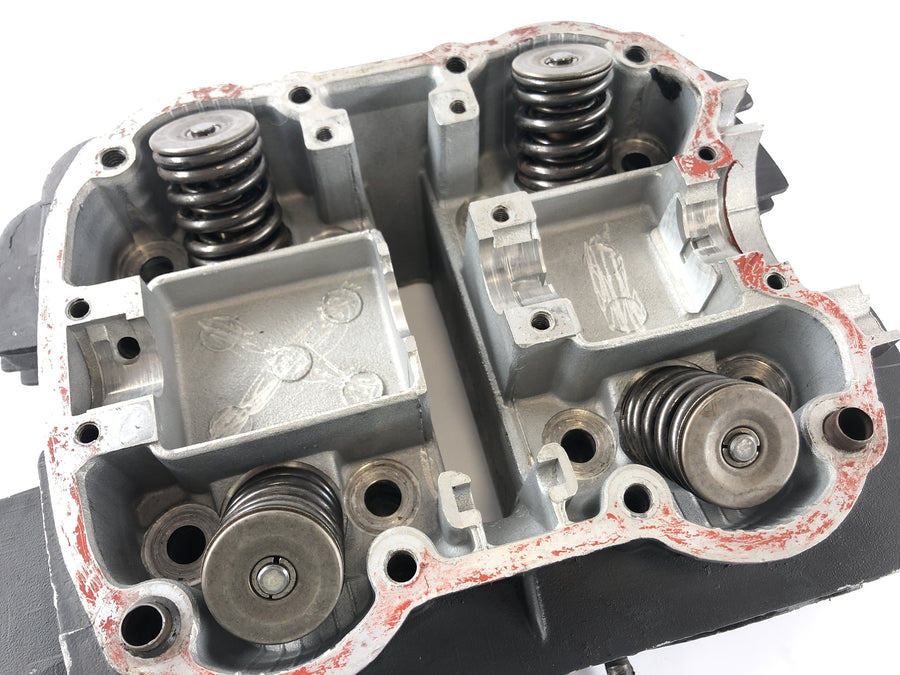 Yamaha XS 400 2A2 [1982] - Cylinder head without cover