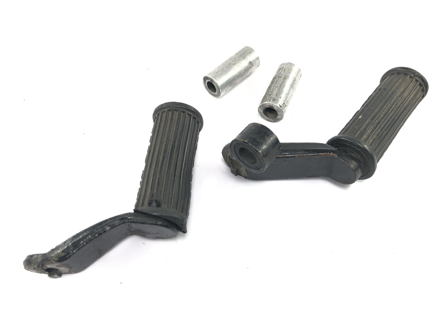 Moto Guzzi V7 Special [1971] - Front footrests Driver footrests