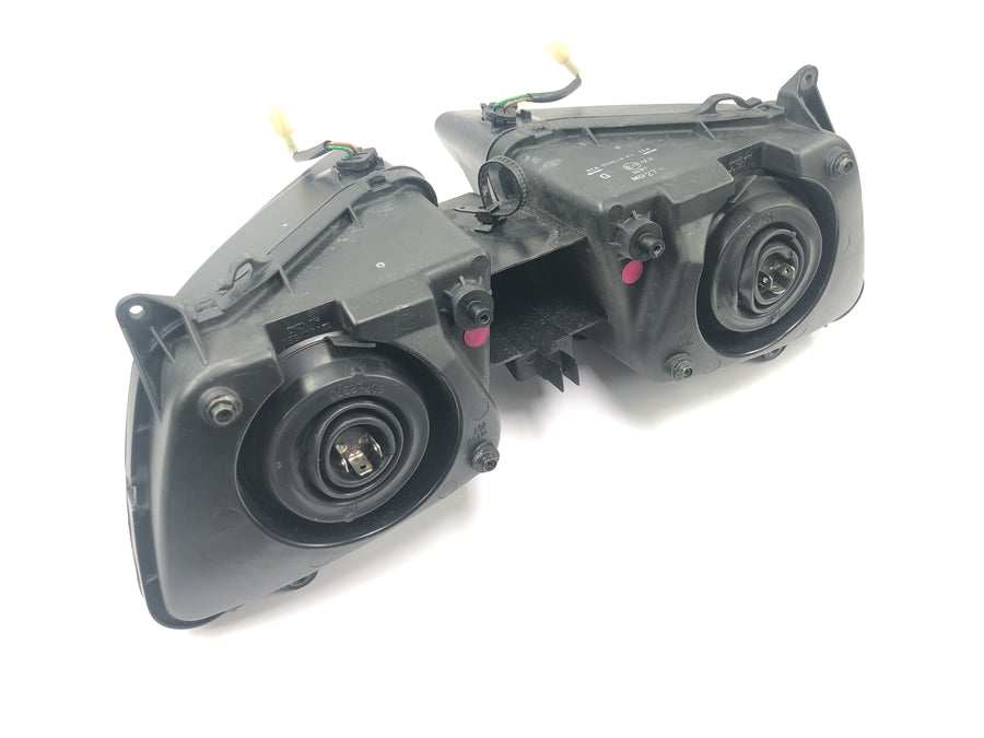 Yamaha YZF R1 RN04 [2001] - Headlight front headlight
