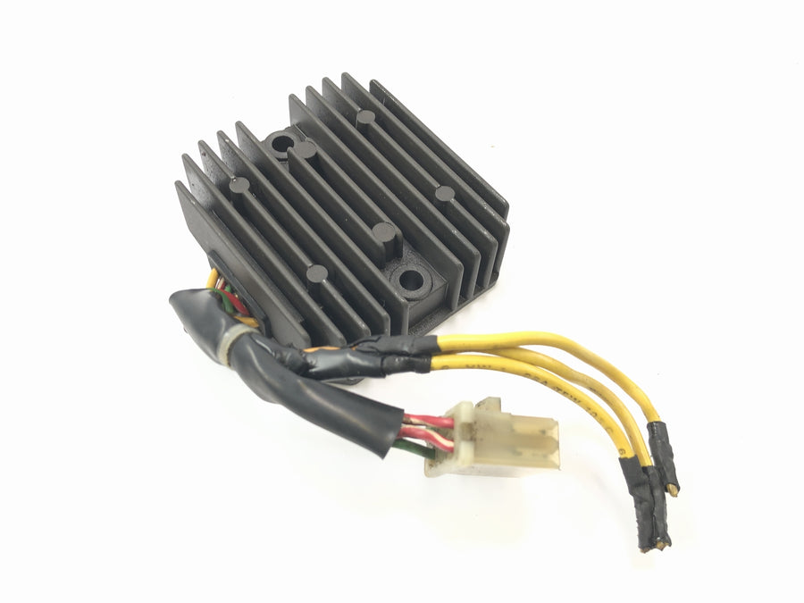 Aprilia RST 1000 Futura [2002] - Control of Tension Regulators Rectification