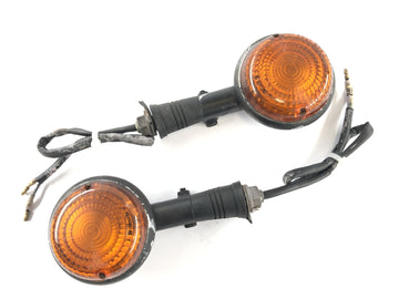 Yamaha V Max 1200 2we [1996] - turn signal at the back and right