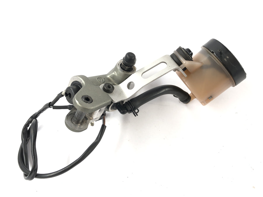 Ducati 1098 S H7 [2009] - brake pump in front