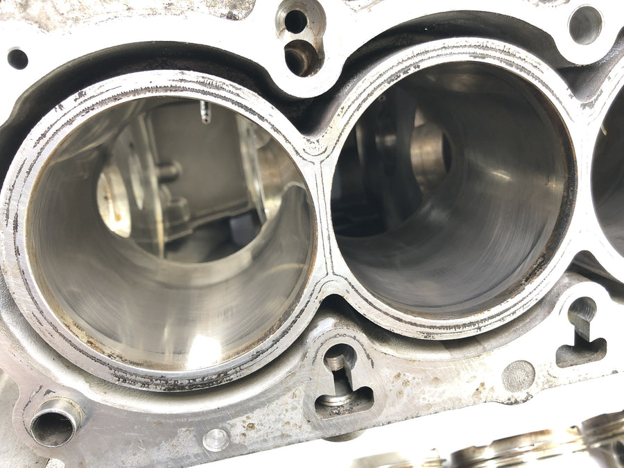 BMW K 1300 R K12S [2014] - Engine housing empty casing with piston