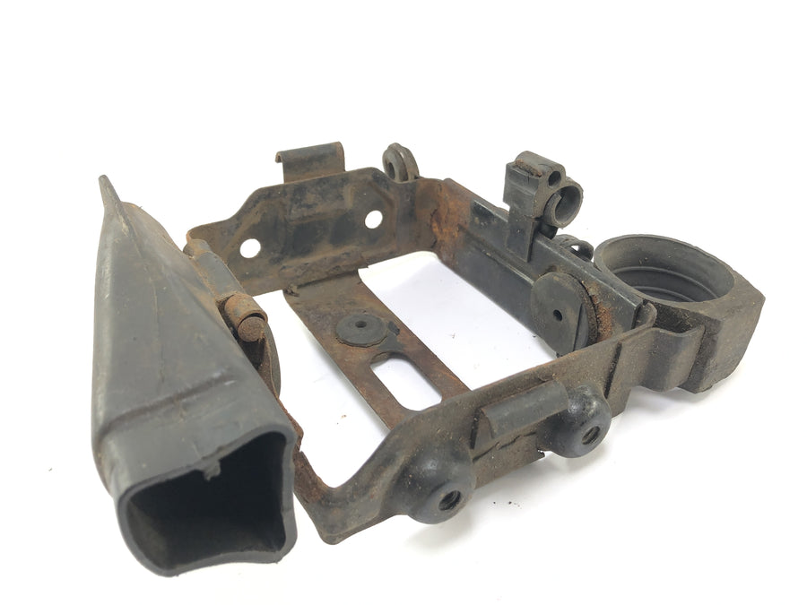 Yamaha XT 500 1U6 [1981] - Battery box battery holder