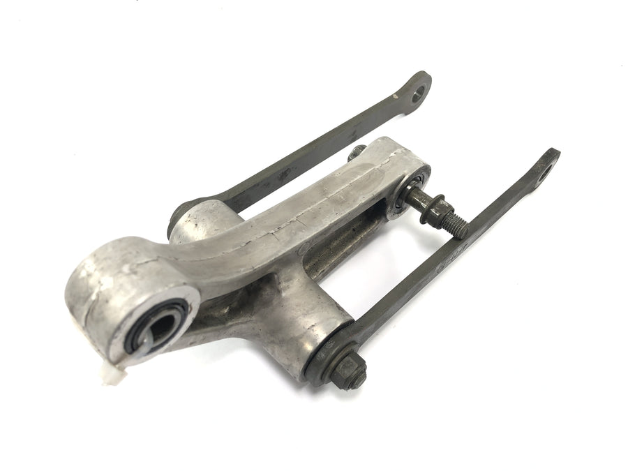 Yamaha TRX 850 4UN [1996] - Rocker arm spring strut rear suspension linkage