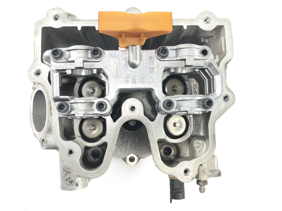BMW F 650 GS R13 [2000] - Cylinder head valve head with camshaft bearing block