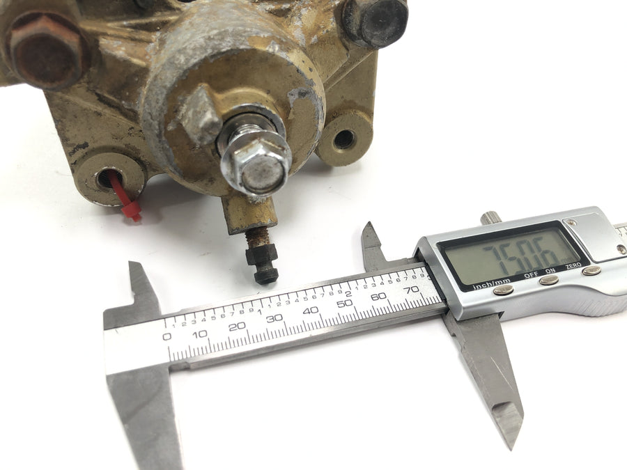 Suzuki GSX R 1100 GU74C [1987] - Rear brake caliper