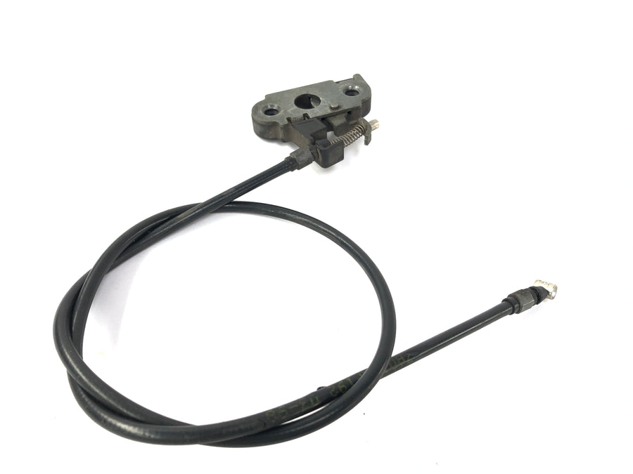Triumph Daytona 955i T595 [1999] - Seat lock with Bowden cable