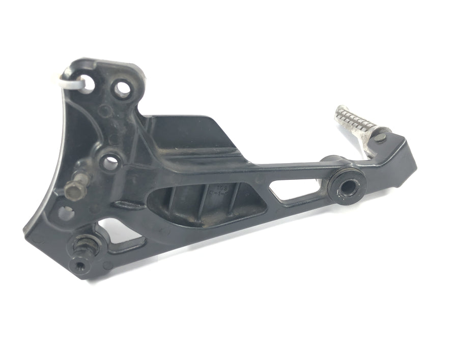Kawasaki Zephyr 750 ZR750C [1994] - Footrest system driver passenger footrest holder right