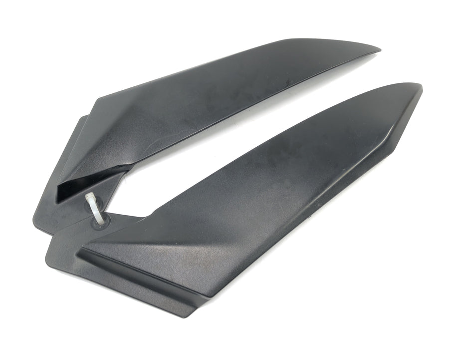 Yamaha YZF R1 RN09 [2003] - Interior cladding Covering disguise part