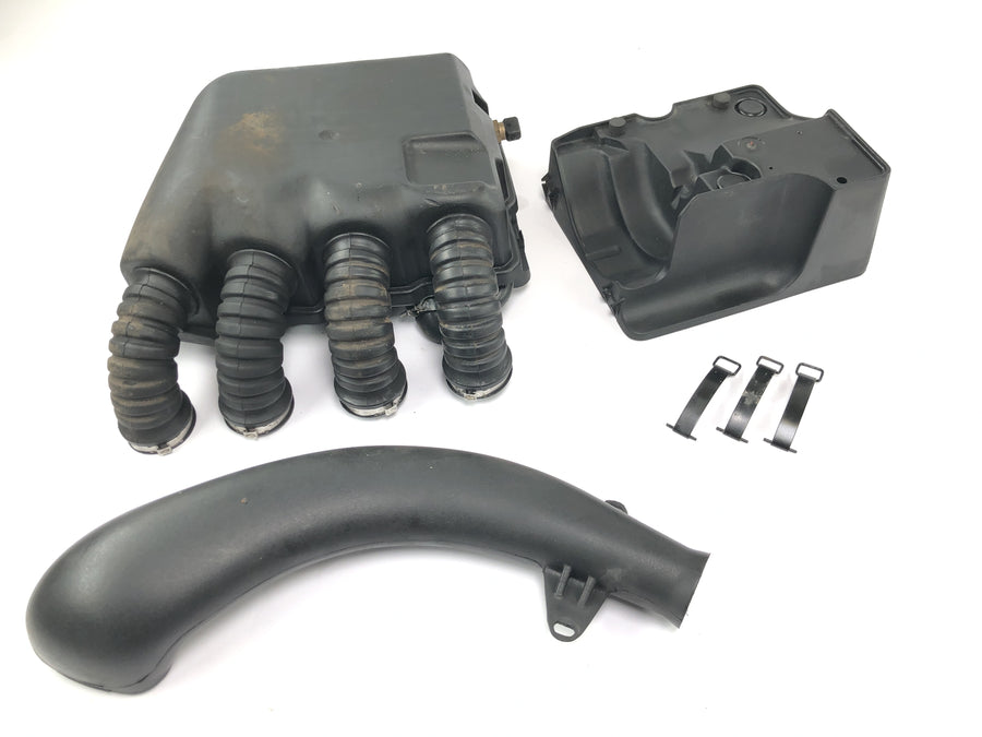 BMW K 1100 LT [1993] - Air filter box, intake box, airbox intake funnel