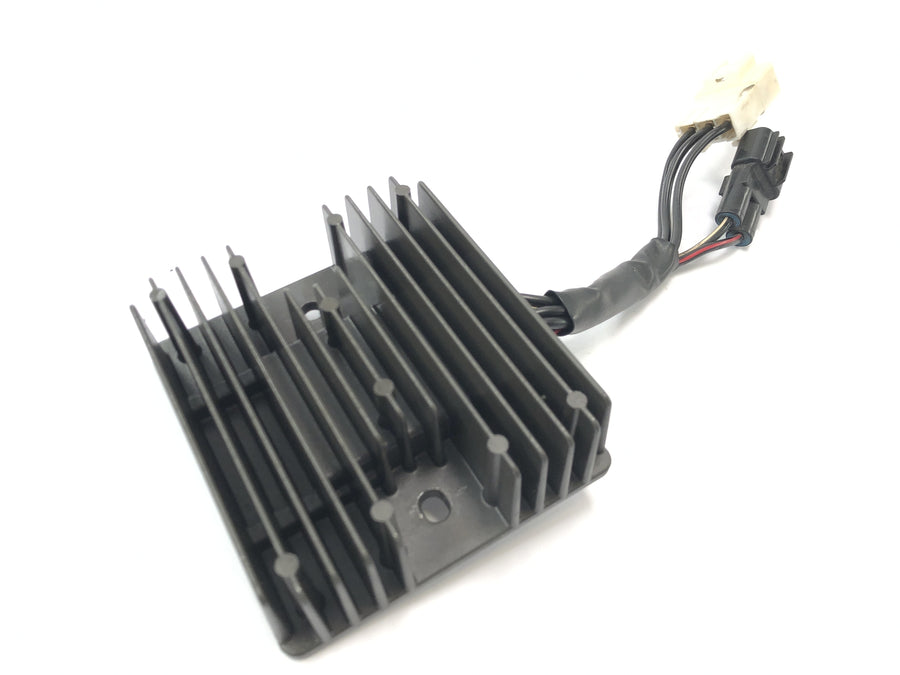 Suzuki VZ 1500 WVCU [2011] - Voltage regulator rectifier regulator