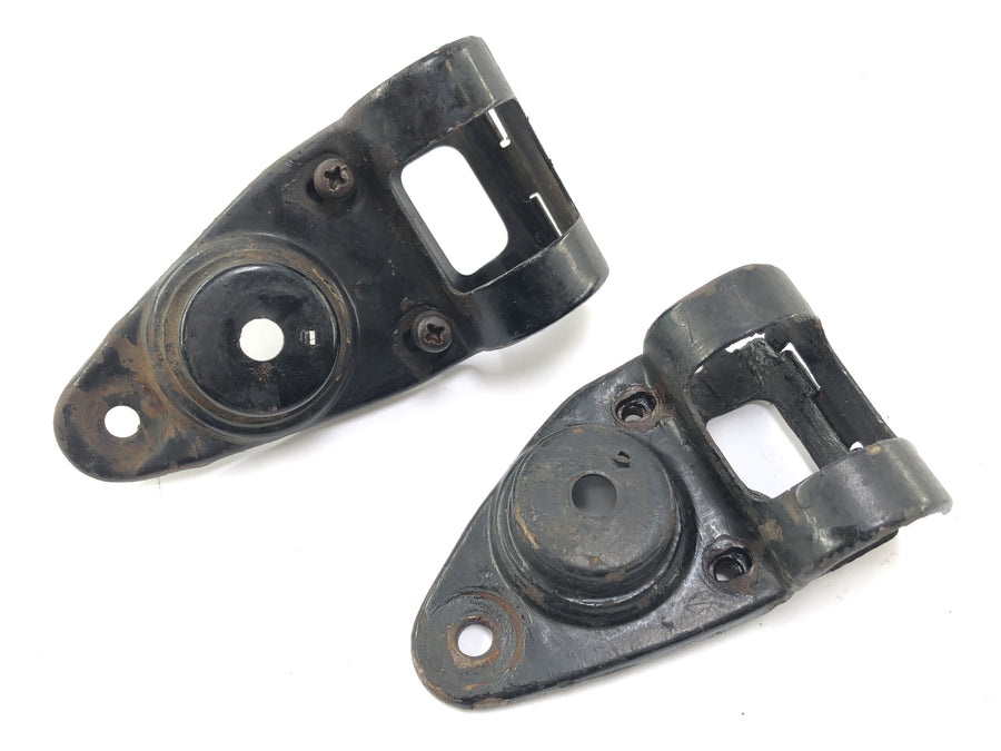 Yamaha XT 500 1U6 [1981] - Lamp holder headlight mount set