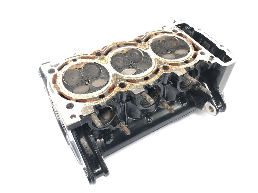 Triumph Speed ​​Triple T509 [1998] - Cylinder head