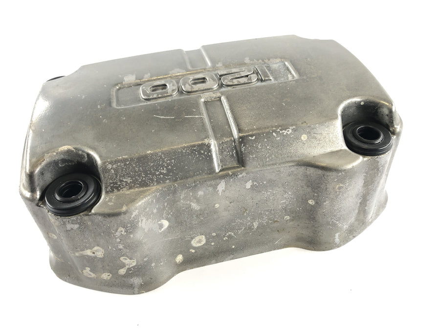 Honda Goldwing GL 1100 SC02 [1980] - valve lid on the right