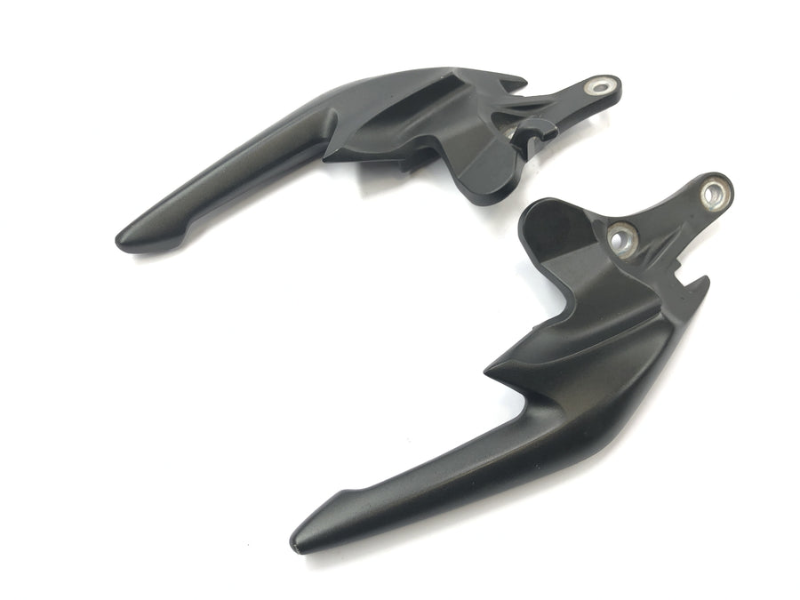 Honda CBR 125 R JC50 [2012] - Pillion grips pair