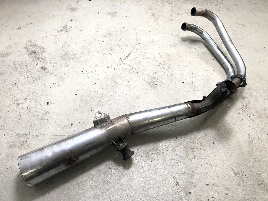 Honda CBX 650 E RC13 [1983] - exhaust muffler on the left