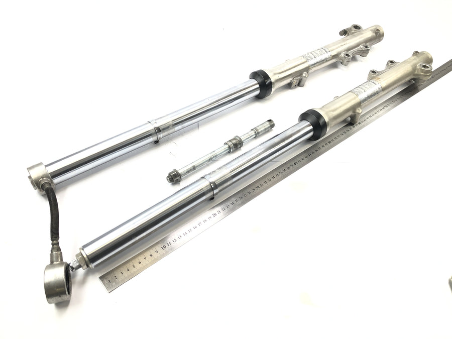 Kawasaki Z 1100 KZZ10A [1984] - fork telegabel with axis air supported