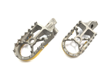Suzuki RM Z 250 RJ41A [2007] - Fußrasten Fahrerfußrasten Paar Aluminium - 0