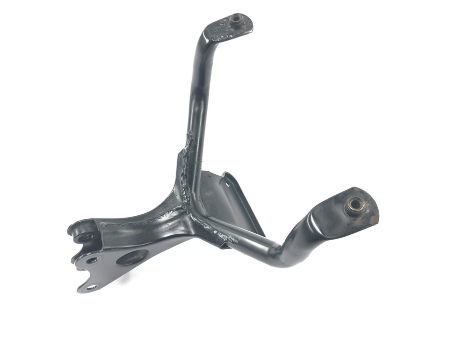 Kawasaki ZXR 400 ZX400L [1992] - Front fairing holder