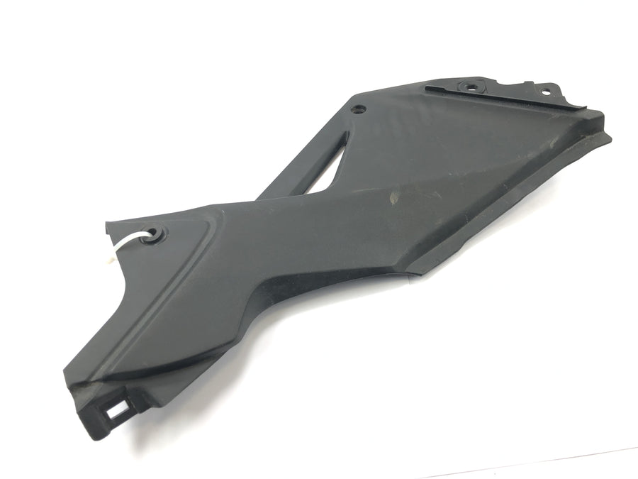 Honda CBR 125 R JC50 [2012] - Side panel right side panel cover