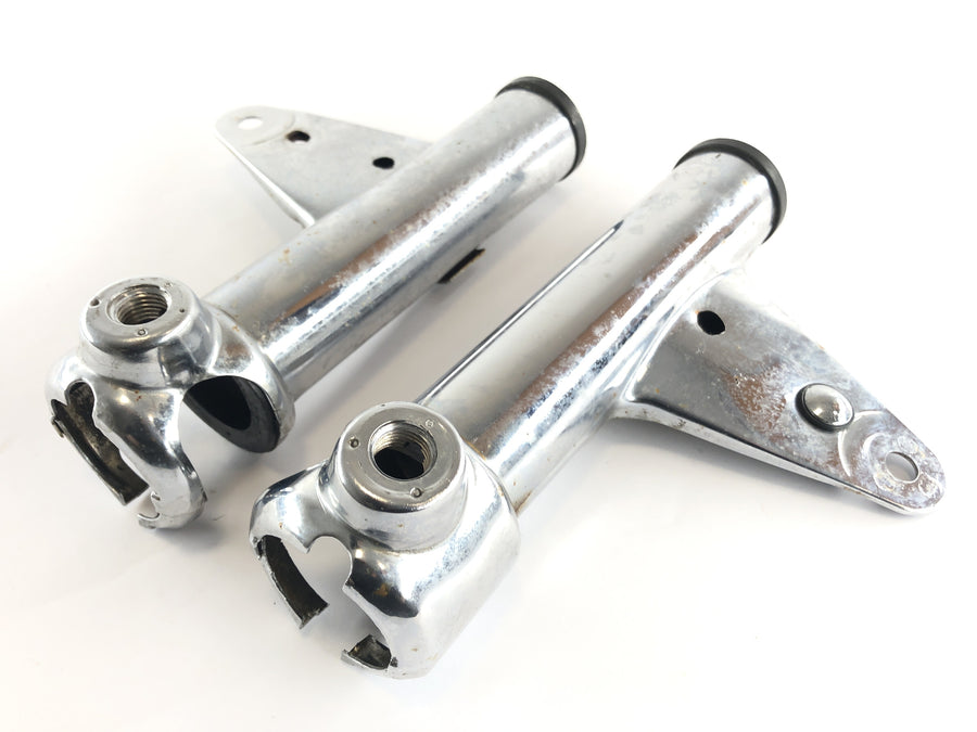 Honda GL 1000 Goldwing GL1 [1977] - Headlight mount bracket headlight
