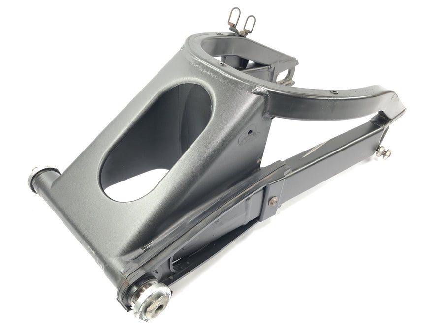 Yamaha YZF R1 RN09 [2003] - Swinge rear wheel swing swing arm at the back