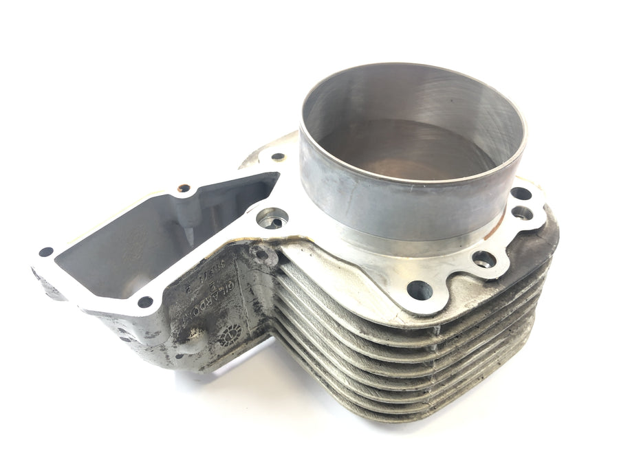 BMW R 1150 RT R22 [2001] - cylinder with piston on the right