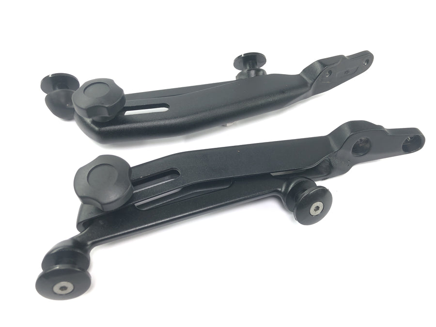Moto Guzzi Stelvio 1200 8V [2016] - Windshield adjustment