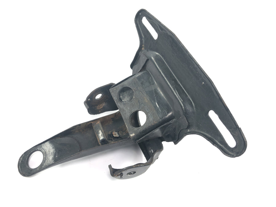 Yamaha DT 175 2K4 [1982] - taillight mount, lamp holder, taillight support