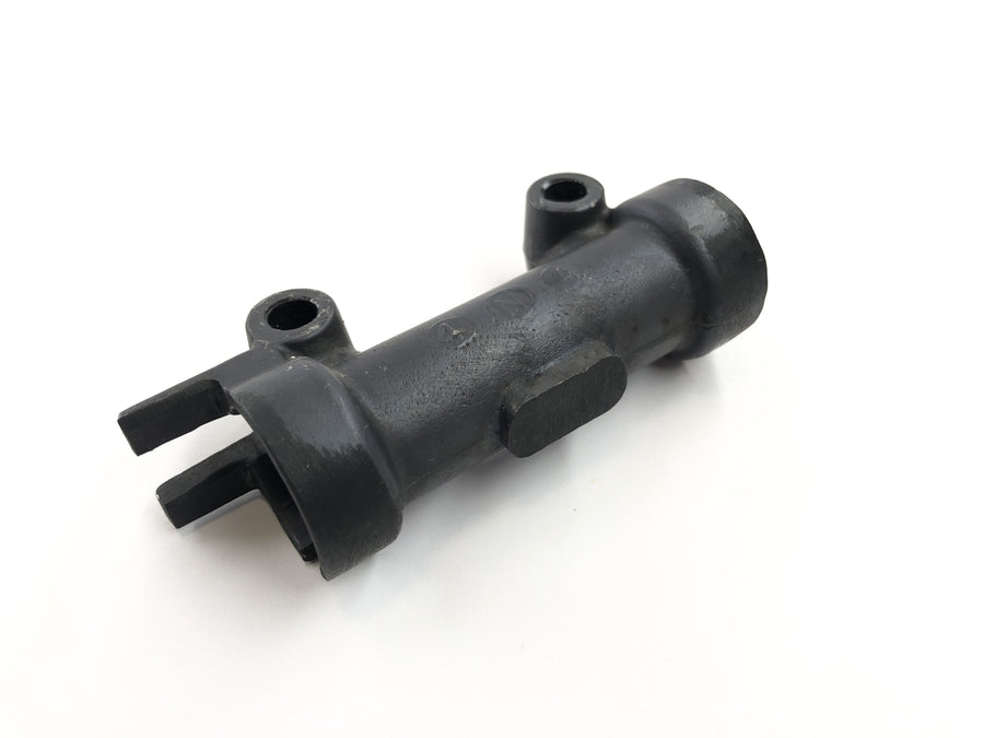 Kawasaki GPZ 1100 ZXT10E [1997] - Brake distributor