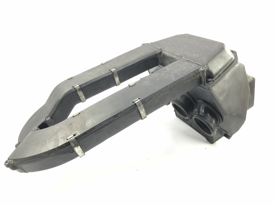 Kawasaki GPZ 1000 RX [1987] - Air filter box airbox