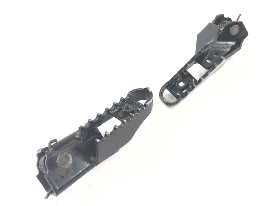 Honda NX 650 RD08 [1995] - Footrest drivers Freebret footrests at the back