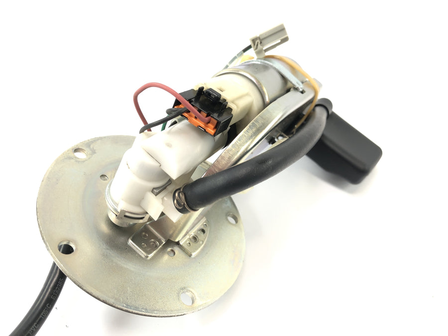 Suzuki VZ 1500 WVCU [2011] - Fuel pump petrol pump fuel feed pump