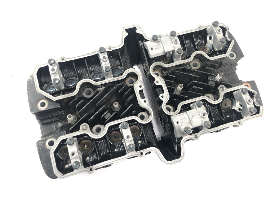 Yamaha XJR 1300 RP02 [1999] - cylinder head valve train valve seat valve guide