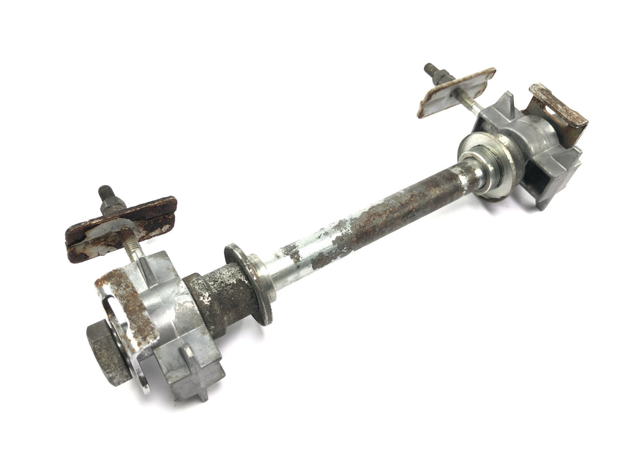 Yamaha WR 125 X DE07 [2010] - Rear wheel axle wheel axle chain tensioner