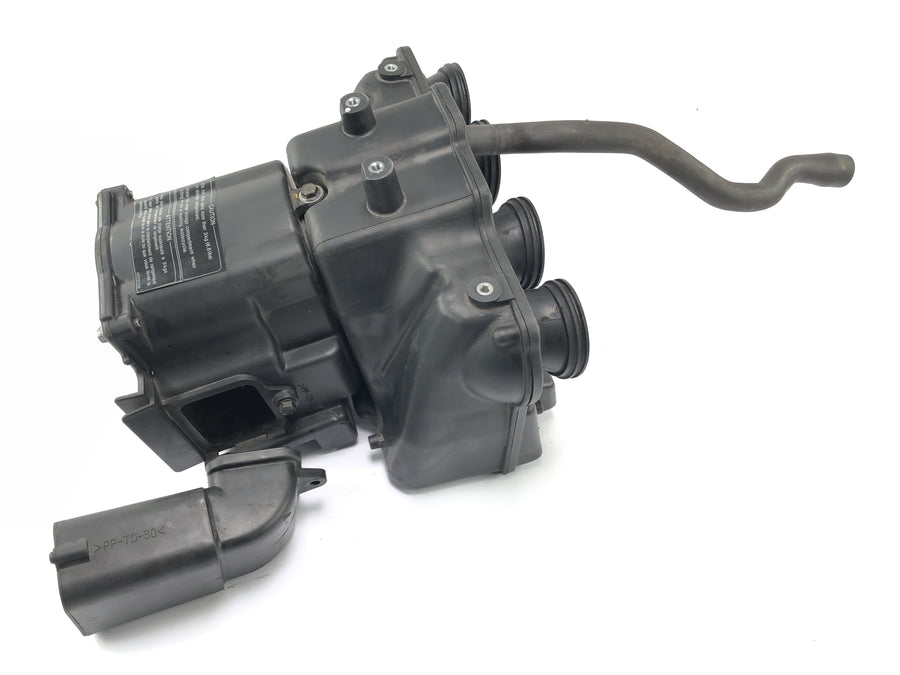 Kawasaki ZRX 1200 S ZRT20A [2002] - Air filter housing Air filter box air inlet box