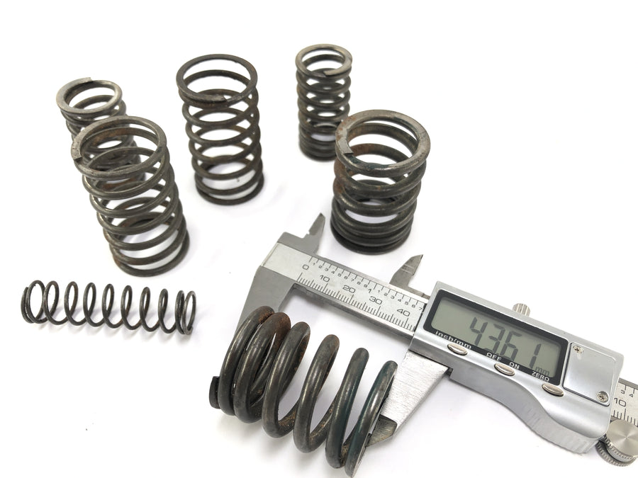 Yamaha XT 500 1U6 [1981] - Valve springs clutch springs bundle