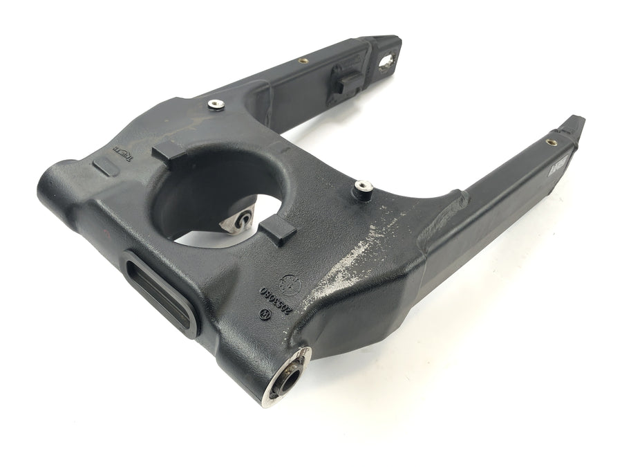 Triumph Daytona 955i T595N [2003] - Swinge rear wheel swing