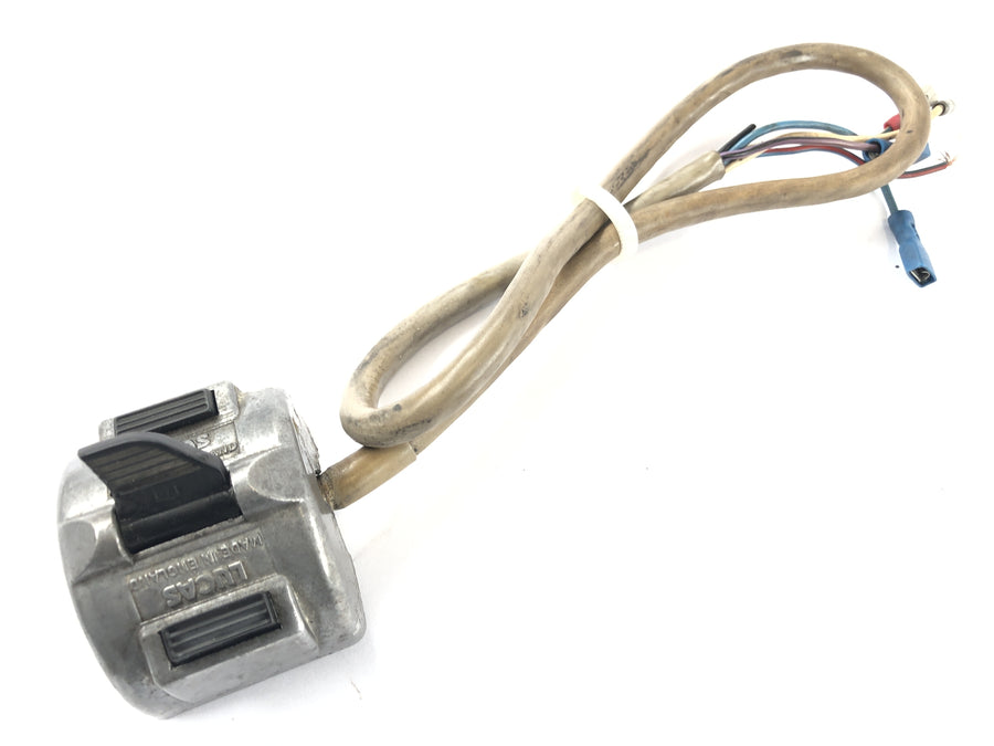 Triumph Bonneville T140V [1976] - handlebar switch on the right Lucas