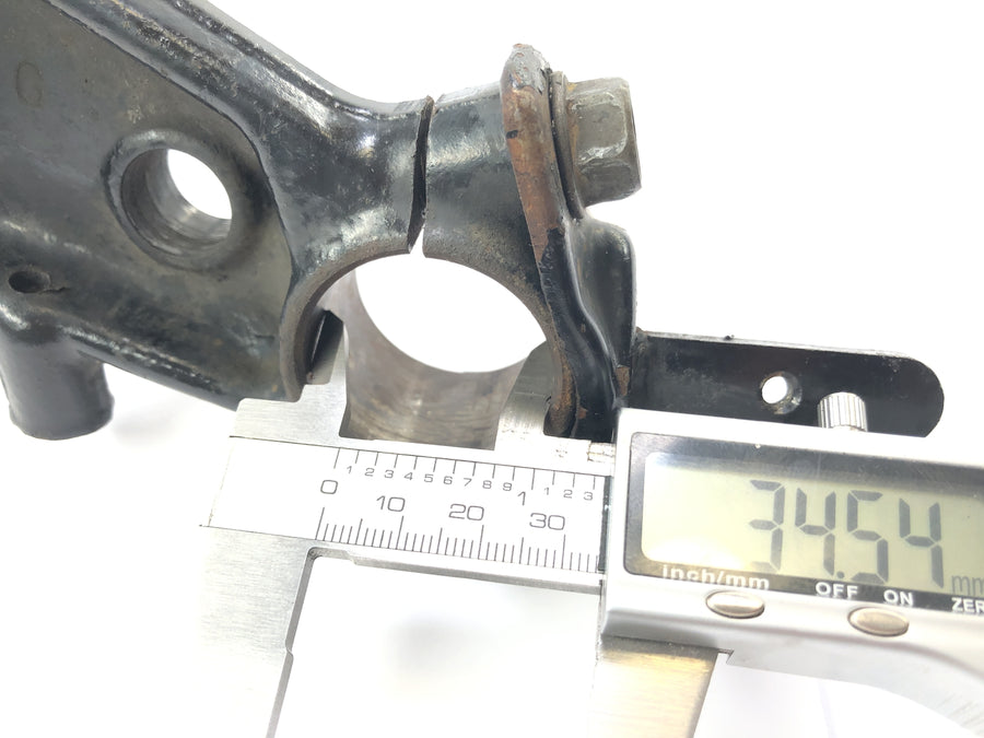 Honda CB 650 RC03 [1981] - Lower triple clamp