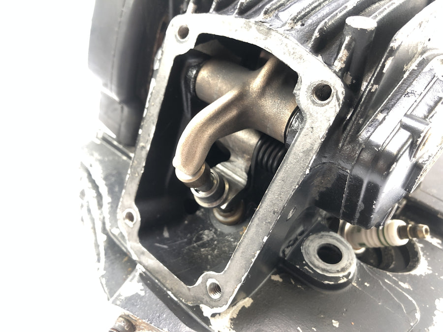 Cagiva elefant 650 [1984] - cylinder head at the back