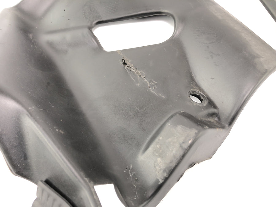 Triumph Daytona 900 T300 [1993] - motor protection cladding left and right motor shells